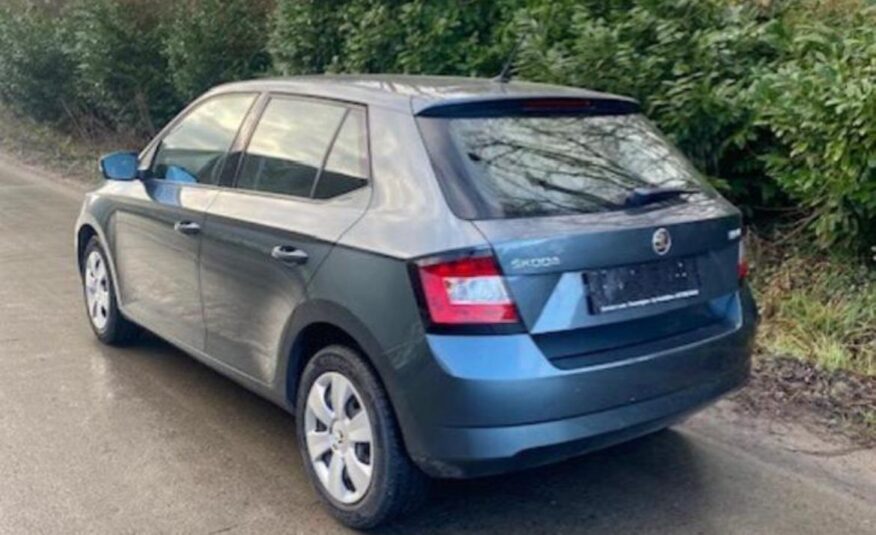 SKODA FABIA 1.0 BENZINE  2016